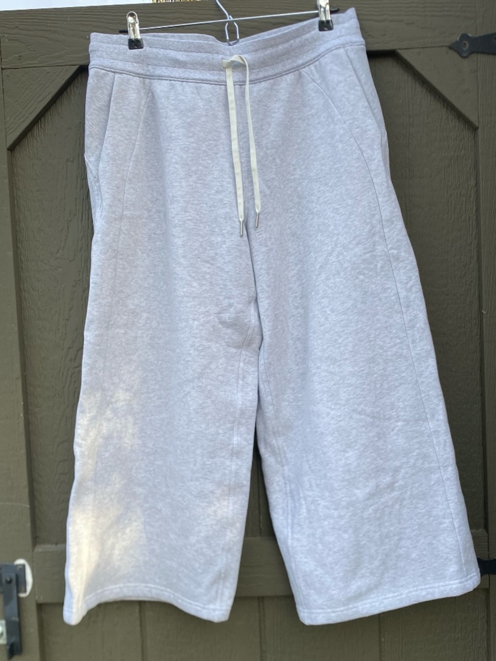 Scuba Mid-Rise Wide-Leg Cropped Pant- EUC 12 - Picture 2 of 7